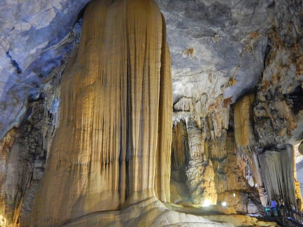 ティエンドゥーン洞窟
