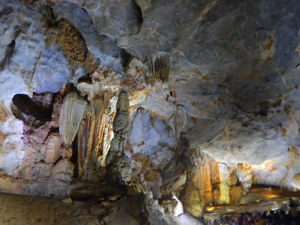 ティエンドゥーン洞窟