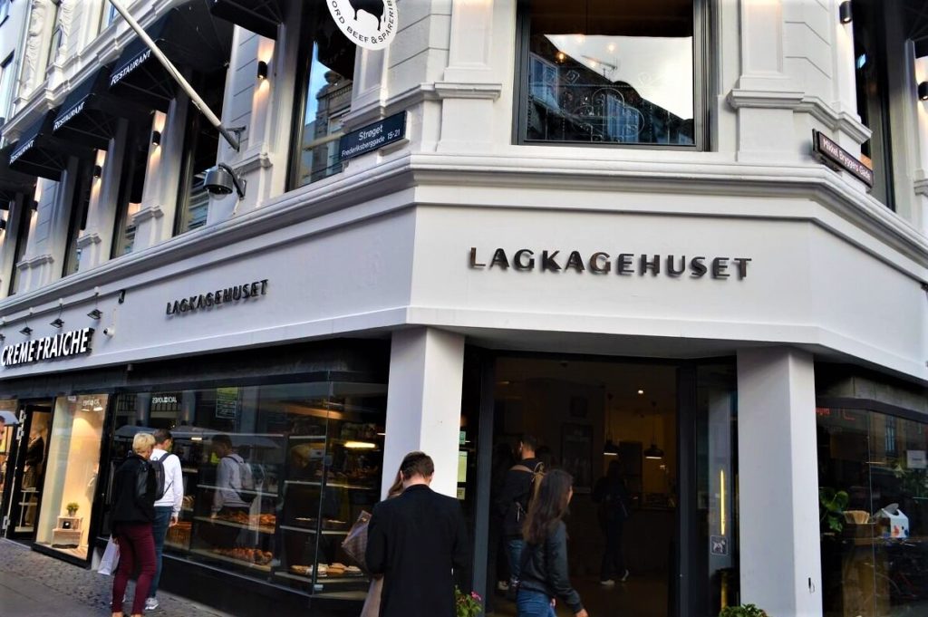 デンマークが本店のパンのチェーン店「Lagkagehuset」